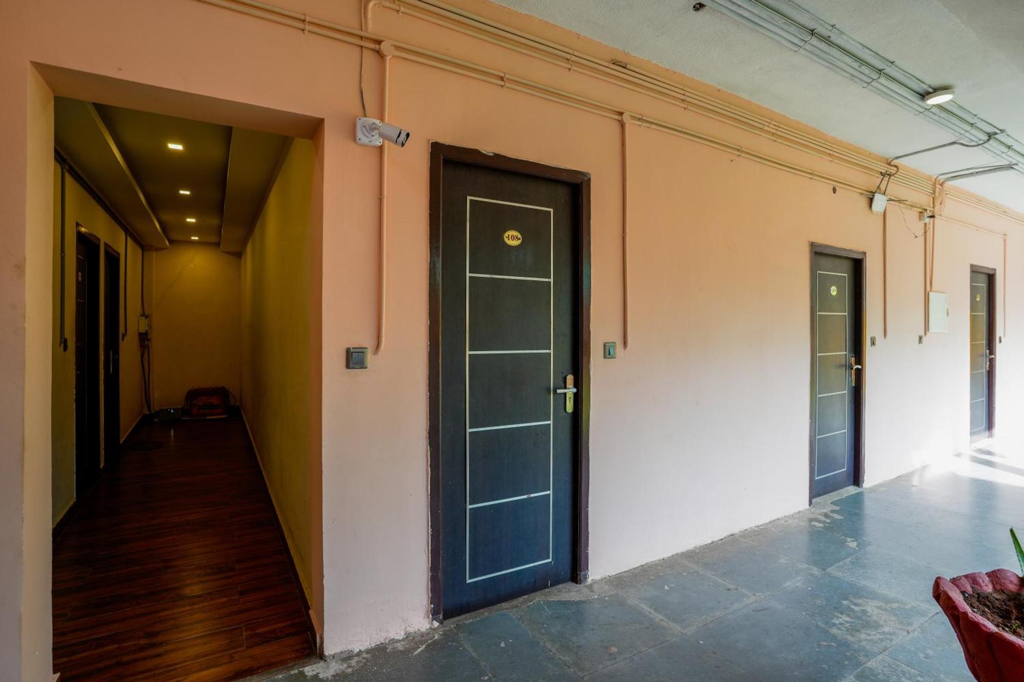 La Courtyard Hotel Pondicherry Exterior photo