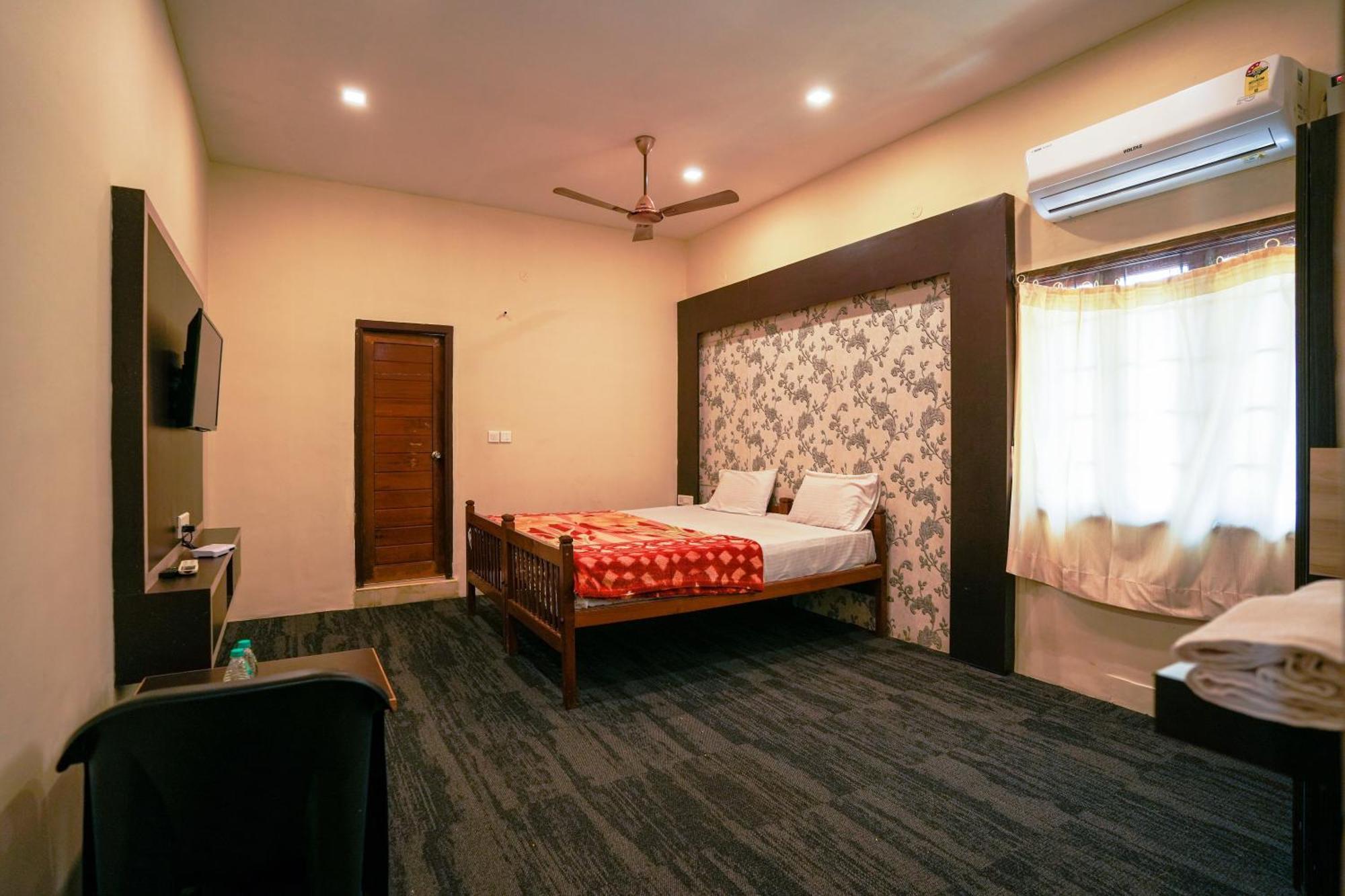 La Courtyard Hotel Pondicherry Exterior photo